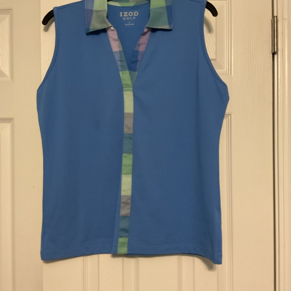 IZOD Women's Blue Sleeveless Golf Top